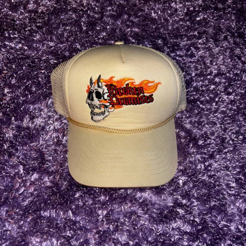 Broken promises Cream Skull Graphic Hat with Curved Brim